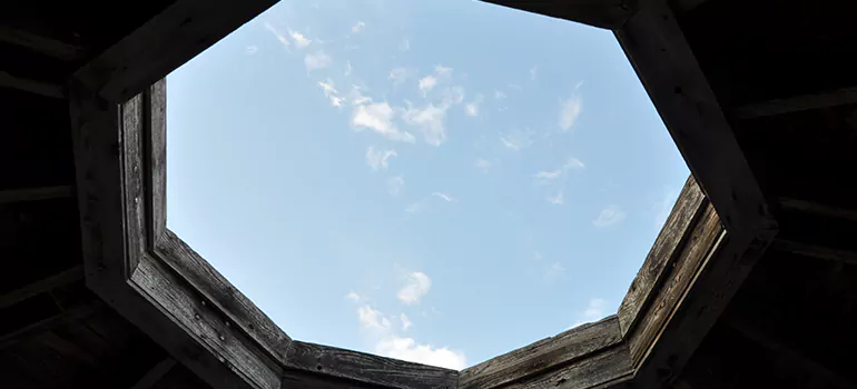 Octagon Window Installation Contractors in Cougar Ridge, Ontario